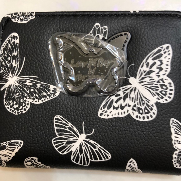 Betsey Johnson Luv Betsey Snap Card Wallet Black & White Butterflies NWT - Picture 6 of 16